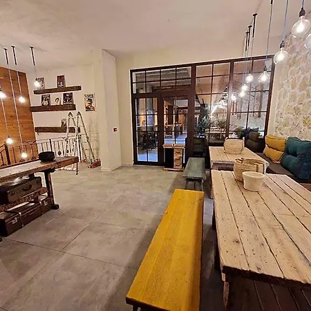 فندق Castro Mesembria نيسيبار