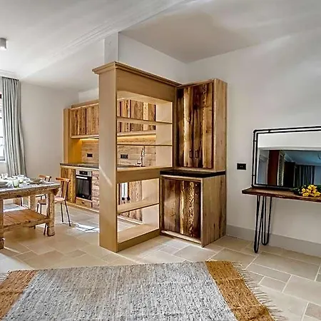 Castro Mesembria 5* نيسيبار